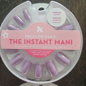 Olive And June Press-on Nails, Lavender Chrome, Short